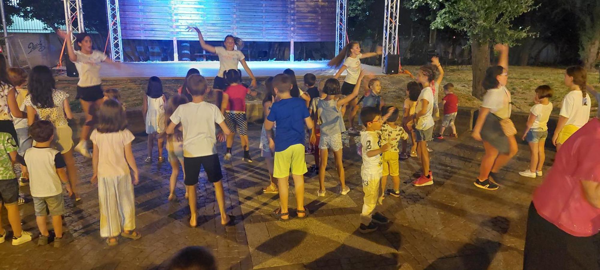 רימיני Hotel Caravel Park מראה חיצוני תמונה
