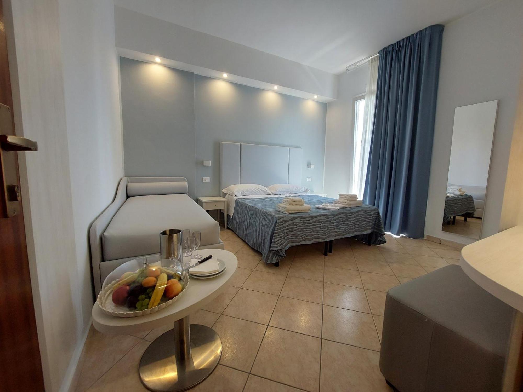 רימיני Hotel Caravel Park מראה חיצוני תמונה
