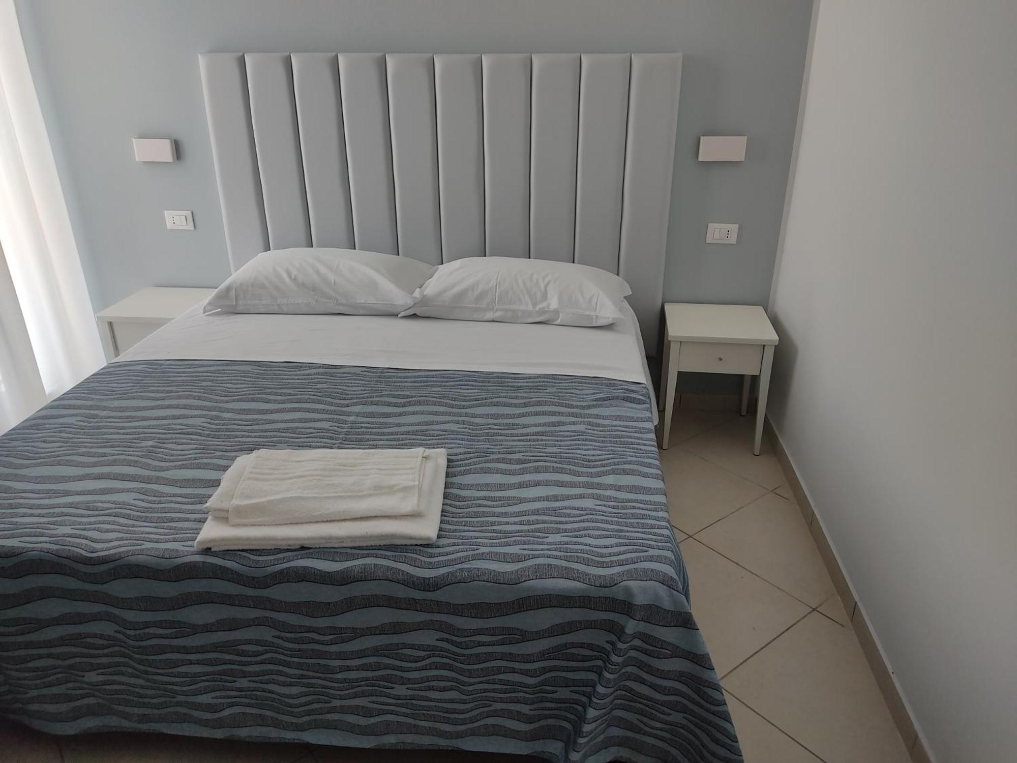 רימיני Hotel Caravel Park מראה חיצוני תמונה